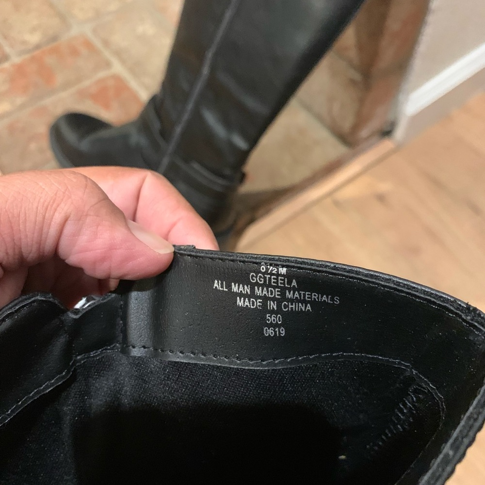 Brand: GBG Los Angeles, G by Guess Teela - Women’s boots, size 8.5